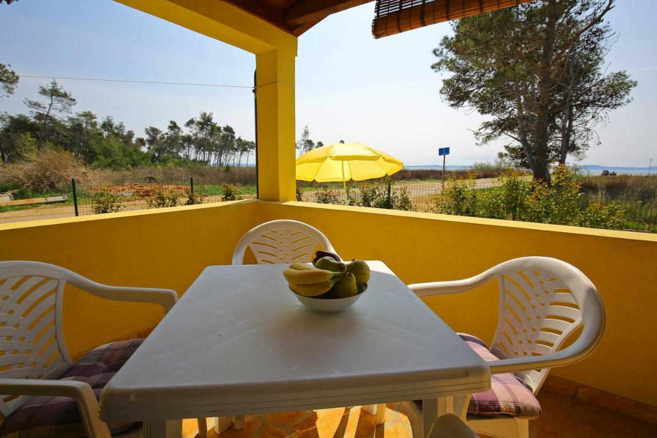 House On The Beach Tin Privlaka  Kültér fotó